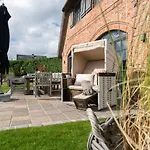 Villa Hengist Mit Eigener Sauna, 600 Meter Vom Weststrand, Wenningstedt, Sylt
