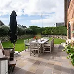 Villa Hengist Mit Eigener Sauna, 600 Meter Vom Weststrand, Wenningstedt, Sylt
