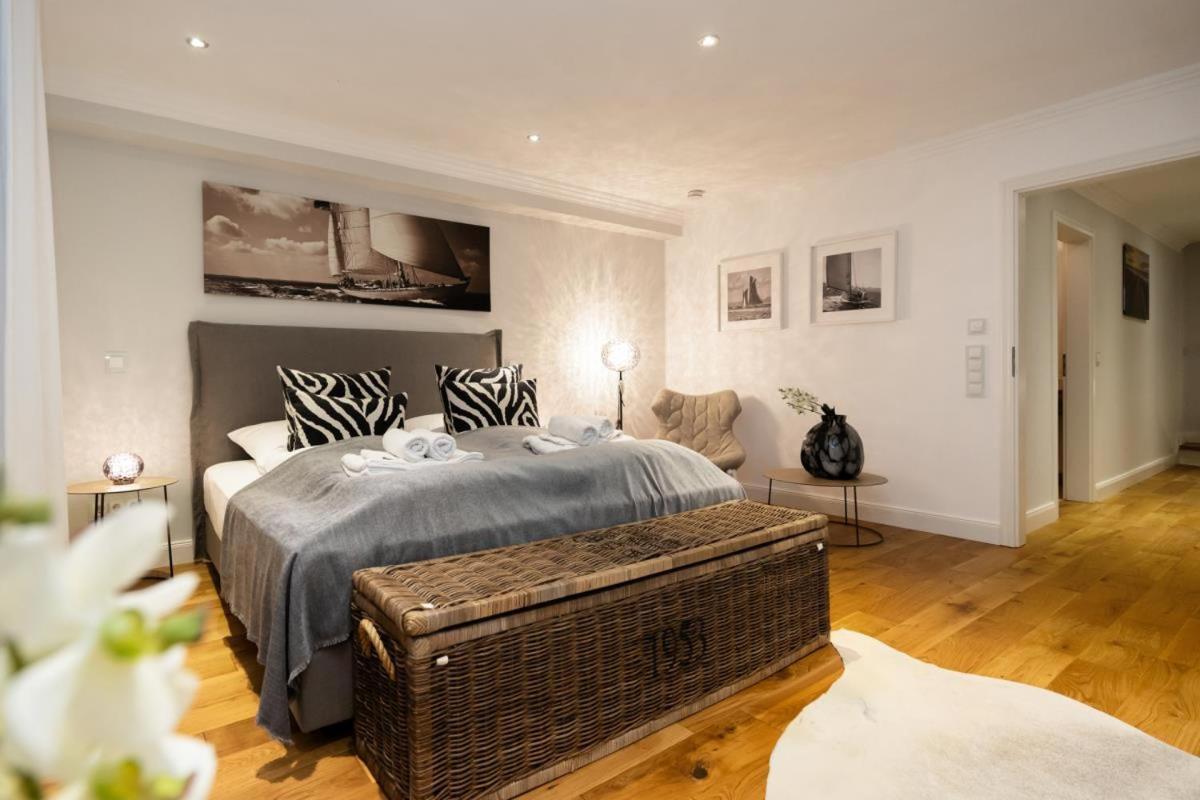 Ferienhaus Hengist Mit Eigener Sauna, 600 Meter Vom Weststrand, Wenningstedt, Sylt *