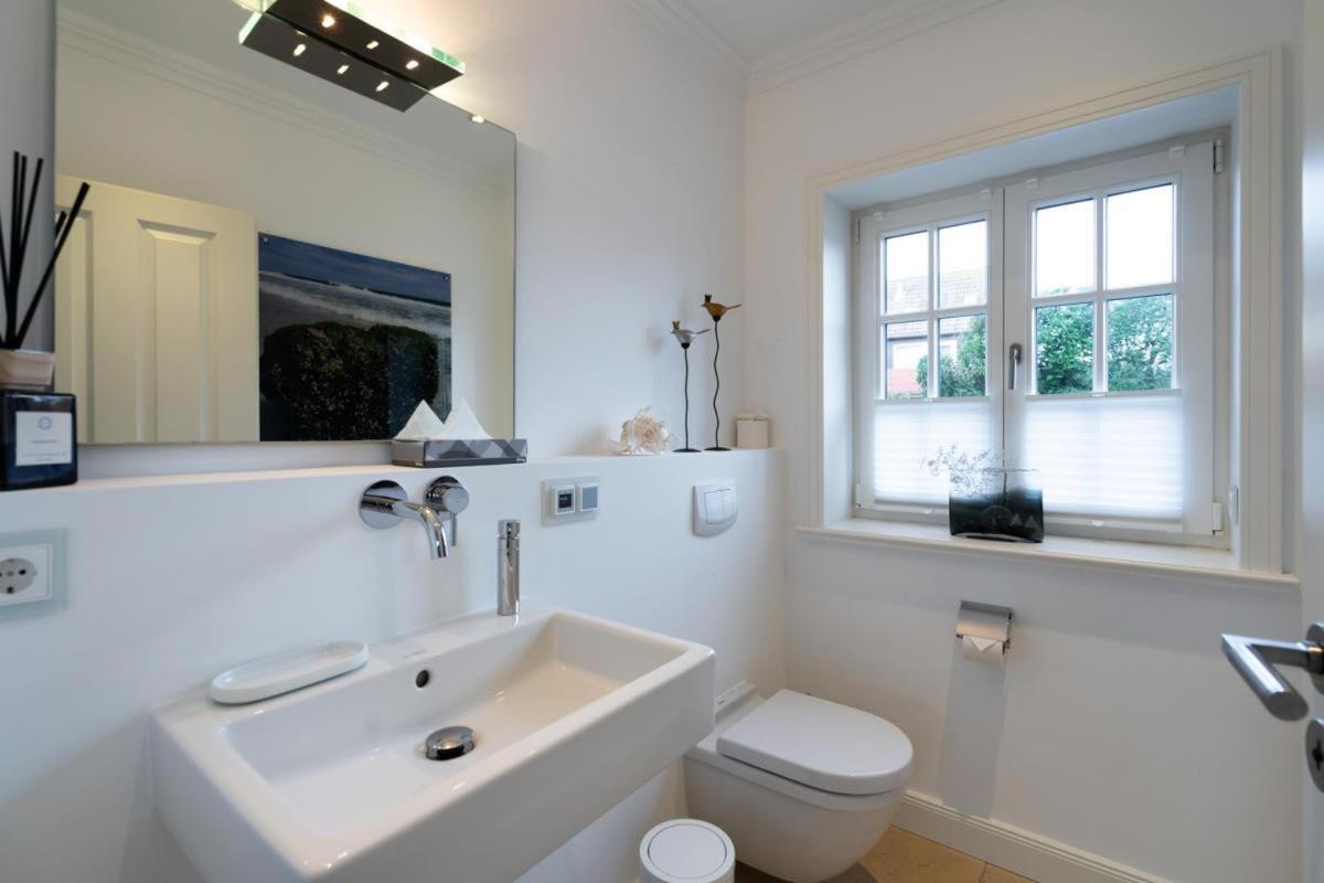 Hengist Mit Eigener Sauna, 600 Meter Vom Weststrand, Wenningstedt, Sylt Ferienhaus