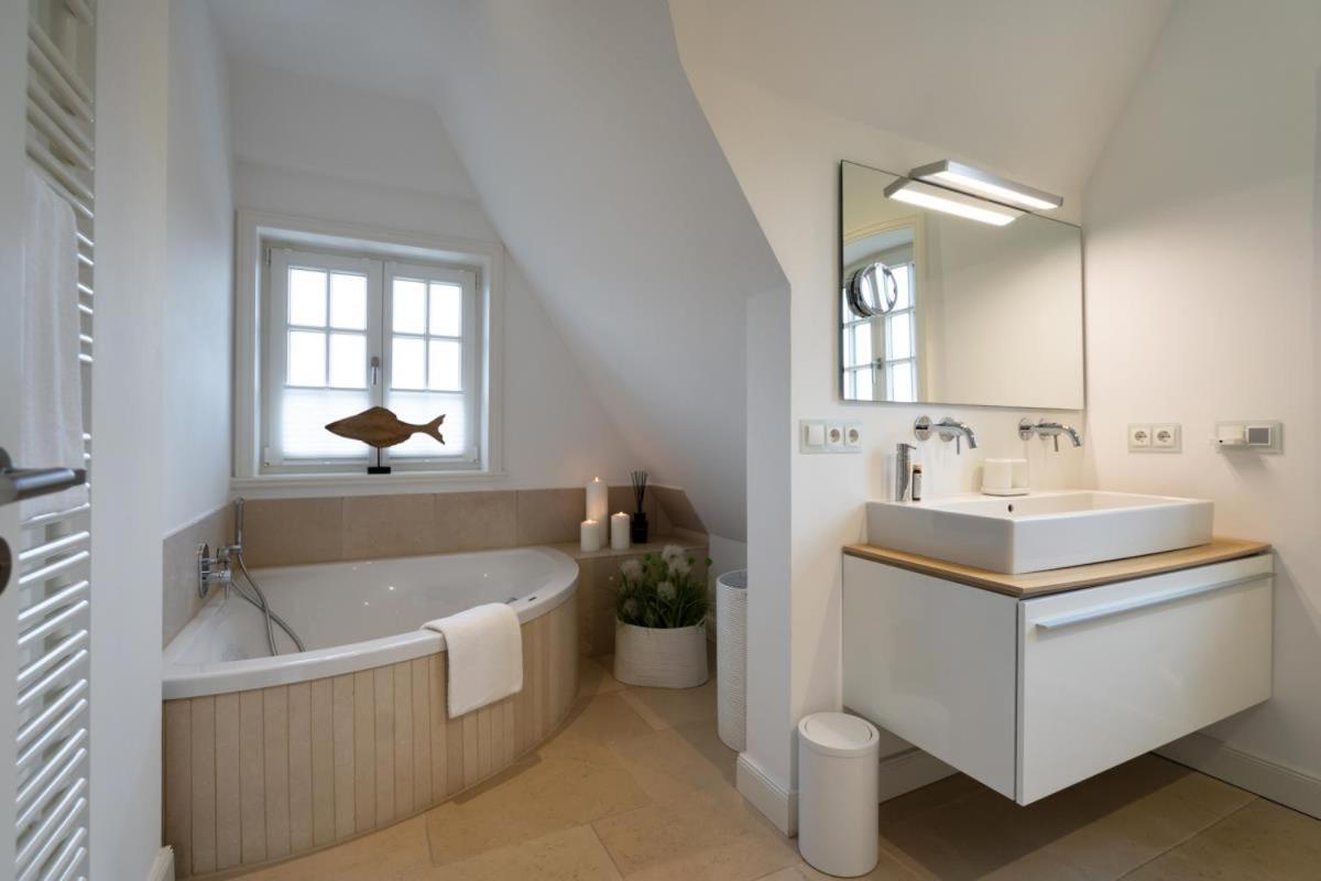 Hengist Mit Eigener Sauna, 600 Meter Vom Weststrand, Wenningstedt, Sylt *